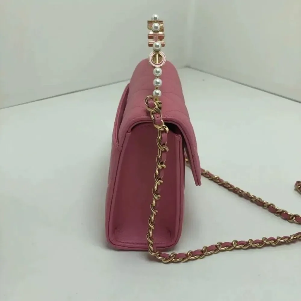 CHANEL brand color